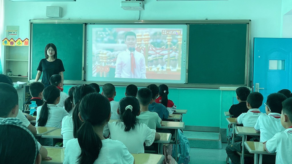 五二班3 [最大宽度 1024 最大高度 768].jpg